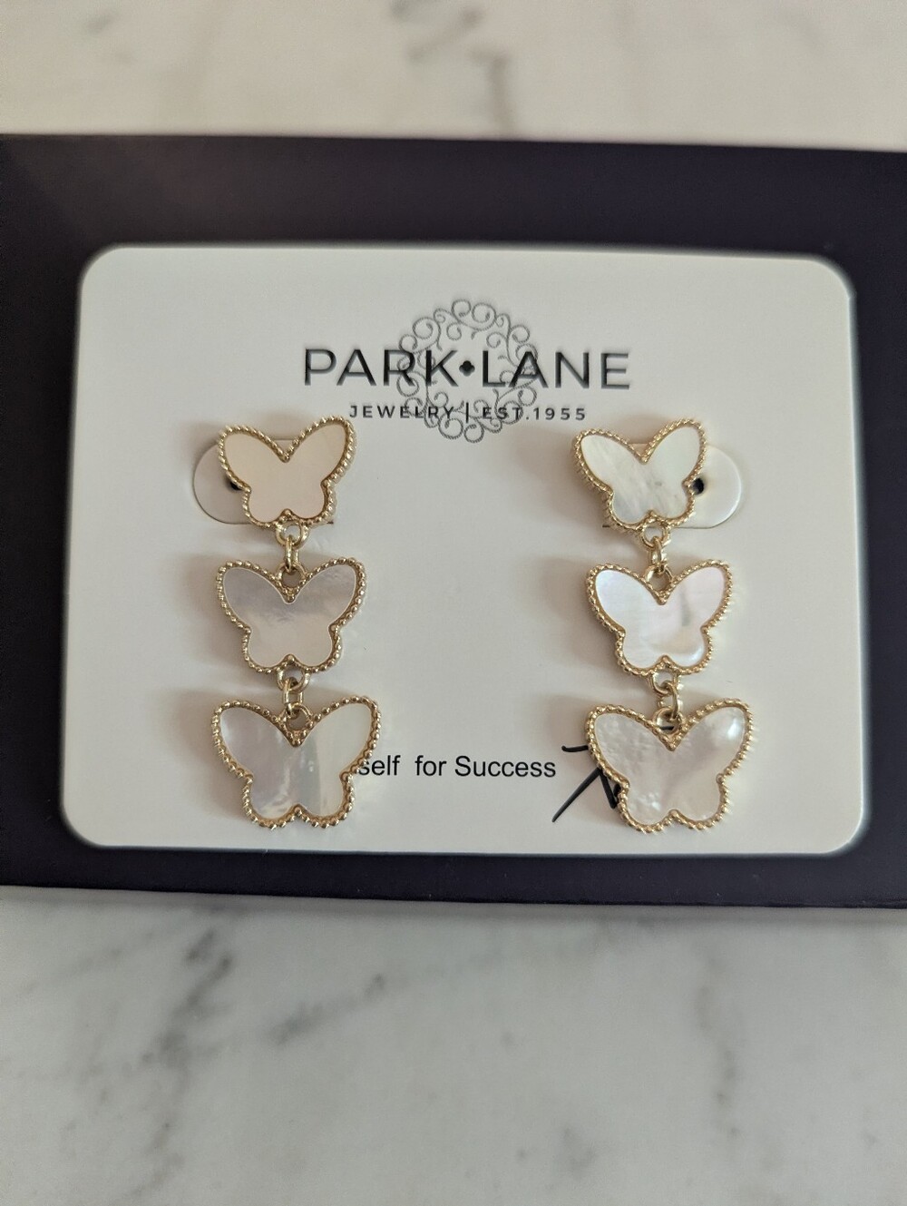 Park Lane Sparkle Box Exclusive Pink Lilly Earrings